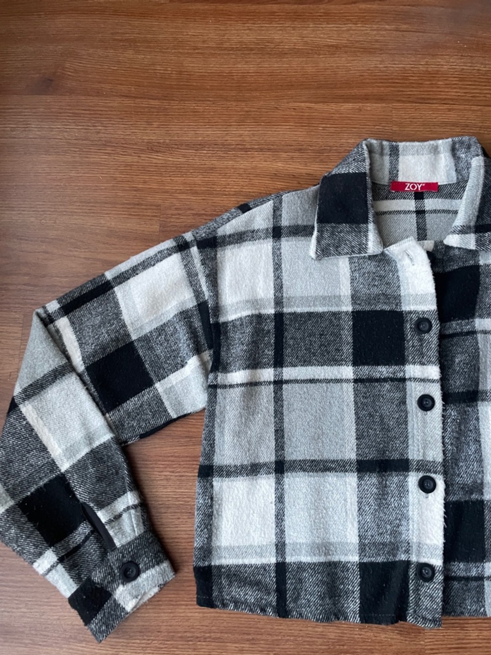 Soft Button up - Picture 3 of 3